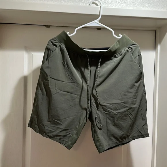 Lululemon Shorts - Picture 1 of 4